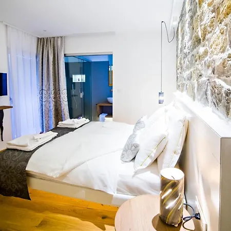 Memento Couette-café Piran