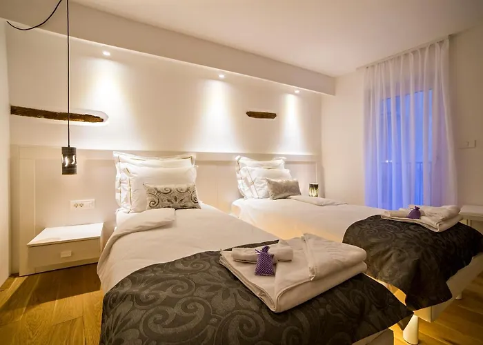 Couette-café Memento 4*