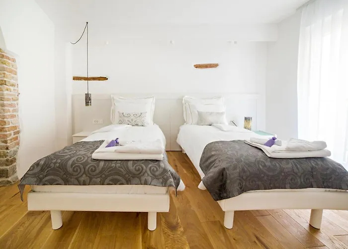 Bed and breakfast Memento 4*